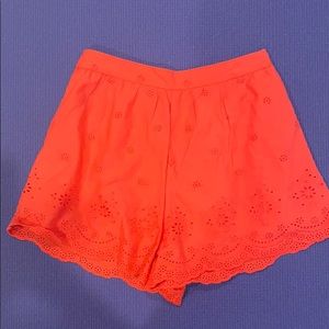 Coral beach shorts shorts scallop hem